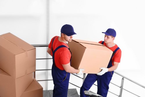 Removal van service for homes and flats in Leyton